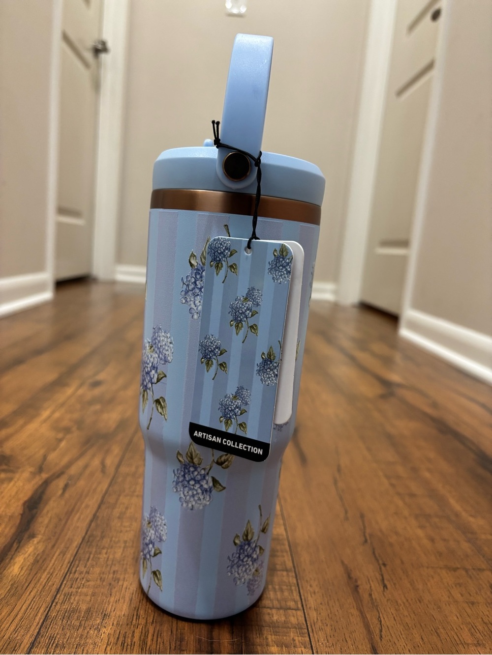 Hydrapeak Hydrangea Flower Garden Cottagecore Botanical Mother’s Day Tumbler - Picture 3 of 13